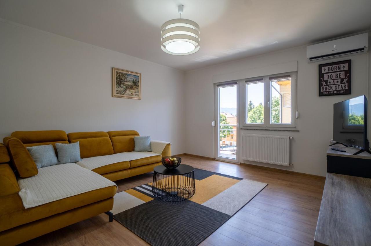 Apartman Josip Gospić Eksteriør billede